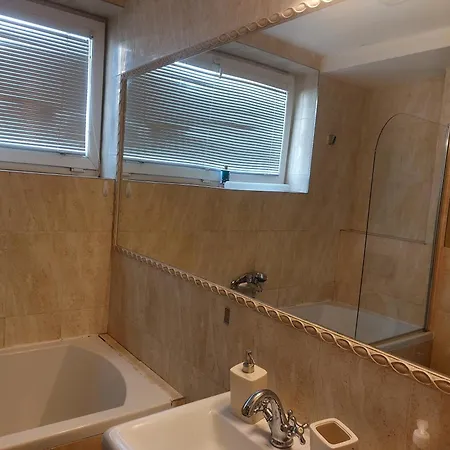 Apartament Next To New Hospital